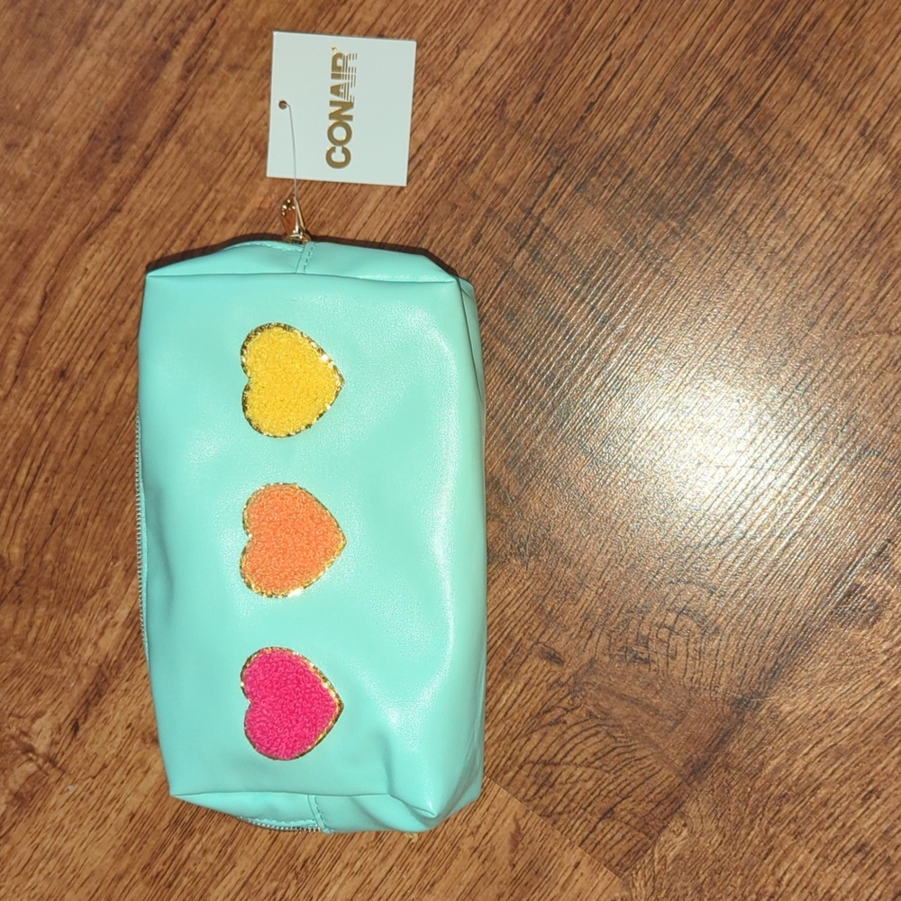 Small Conair makeup bag